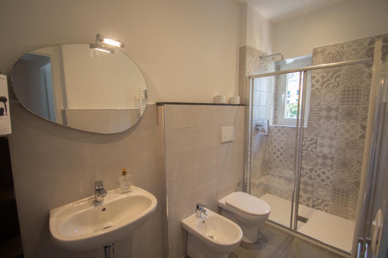 Appartamento Di 5 Locali,8 Posti Letto Vista Mare Варацце Экстерьер фото